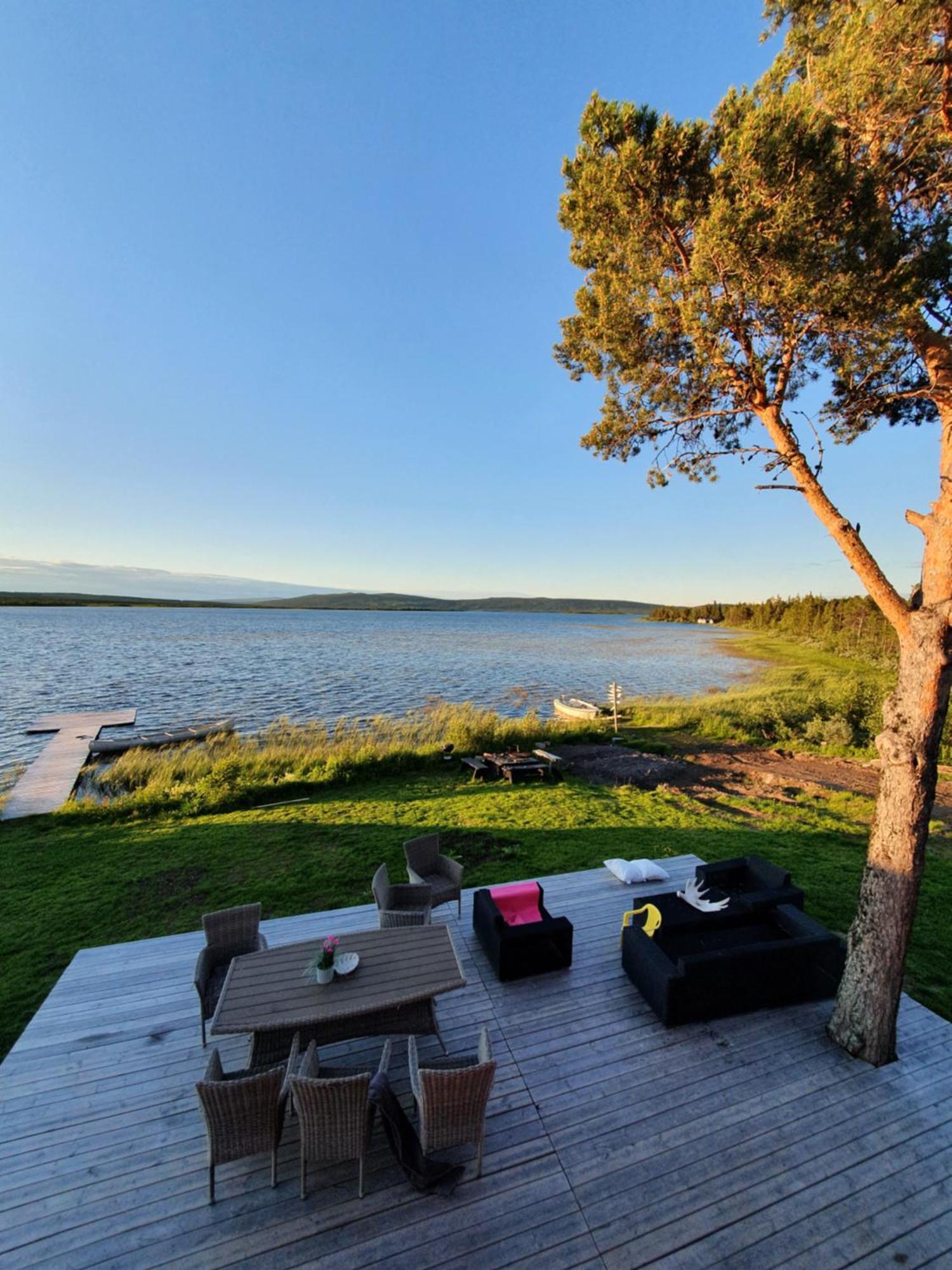 Camp Caroli Wooden Cabins Jukkasjärvi エクステリア 写真