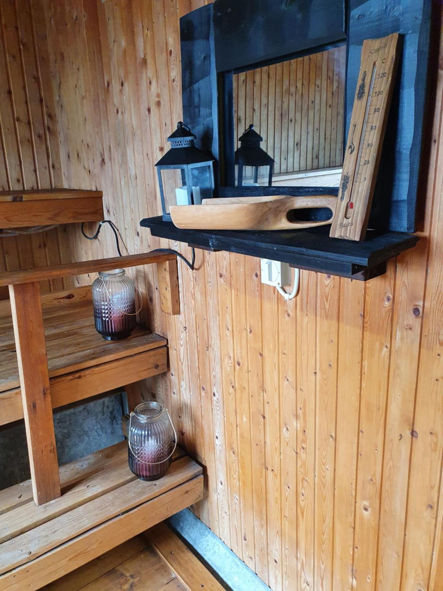 Camp Caroli Wooden Cabins Jukkasjärvi エクステリア 写真