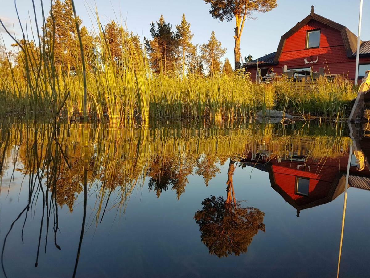 Camp Caroli Wooden Cabins Jukkasjärvi エクステリア 写真